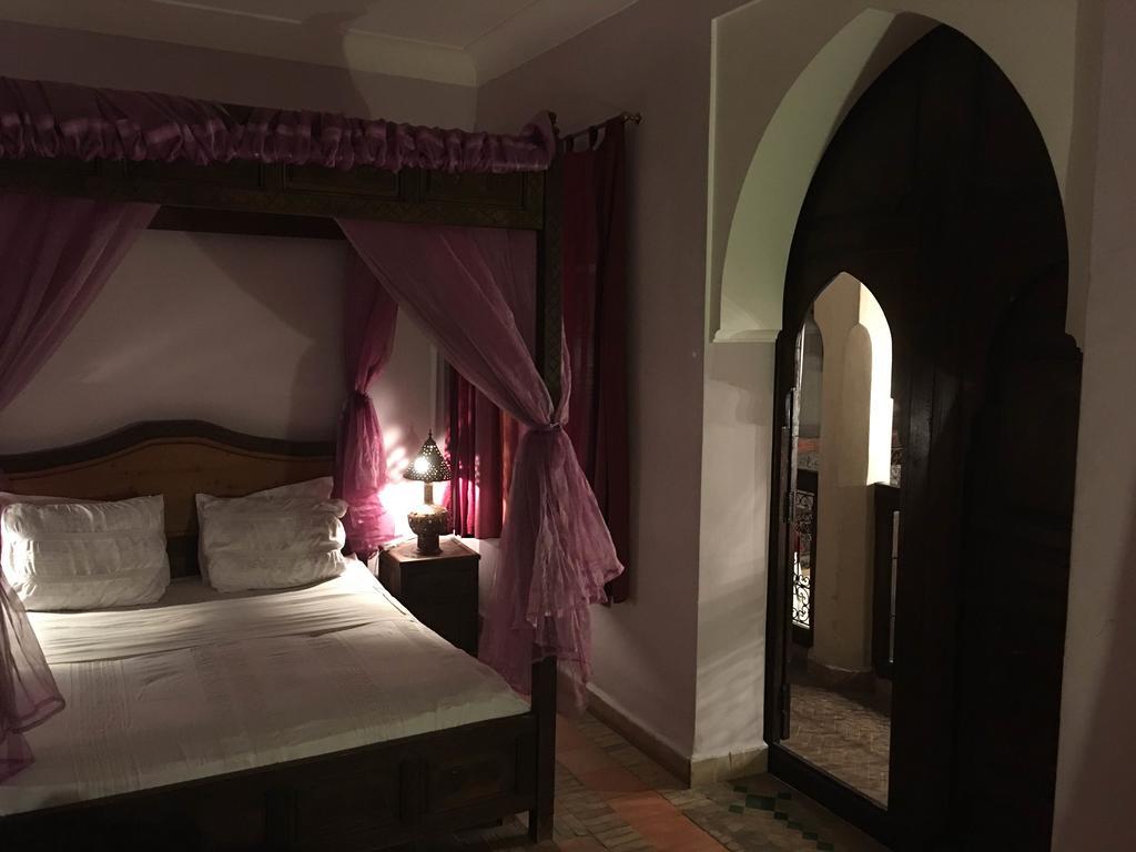 Riad Araba Felice Marrakesh Bagian luar foto