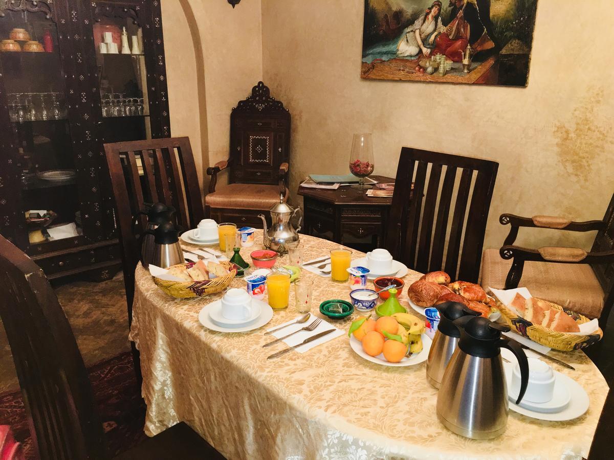 Riad Araba Felice Marrakesh Bagian luar foto