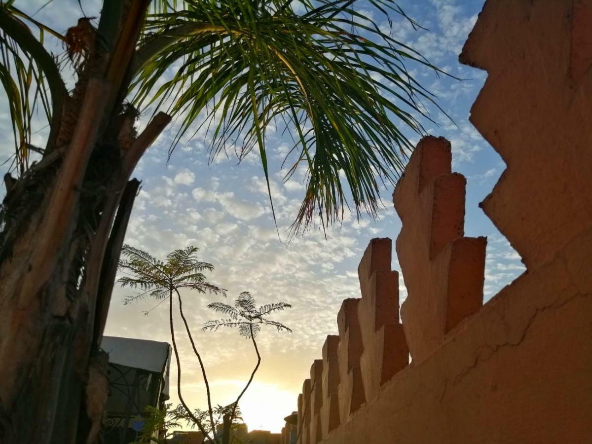 Riad Araba Felice Marrakesh Bagian luar foto